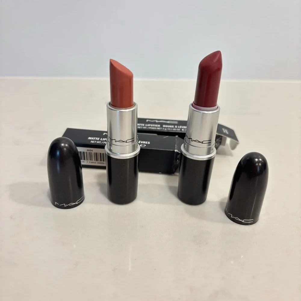 MAC Matte Lipstick in Fashion Revival and Pander Me